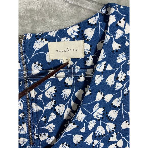 Melloday Blue White Floral V-Neck Short Sleeve Relaxed Fit Blouse Zipper Closure - Picture 5 of 8